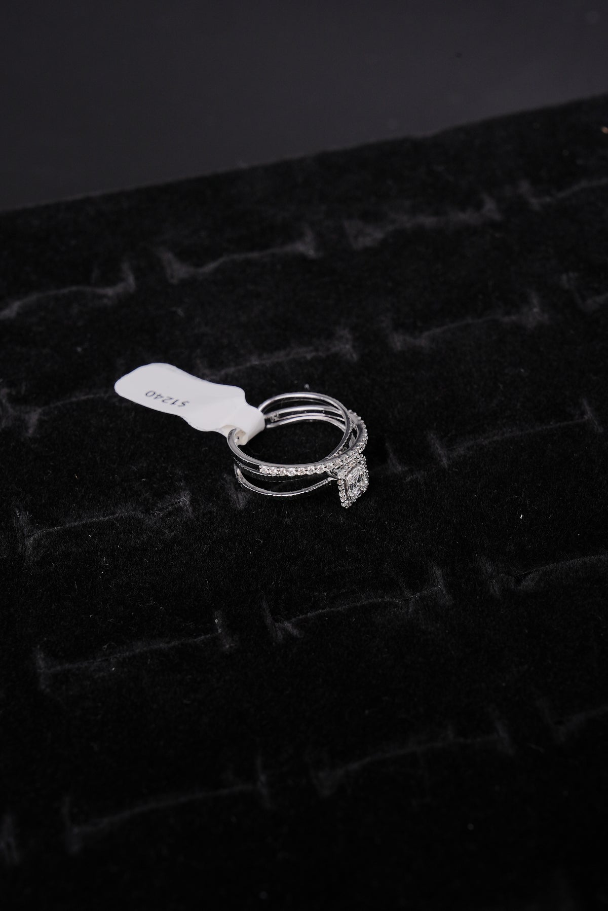 Enchanted Cluster Natural Diamond Ladies Ring - ZRL1063