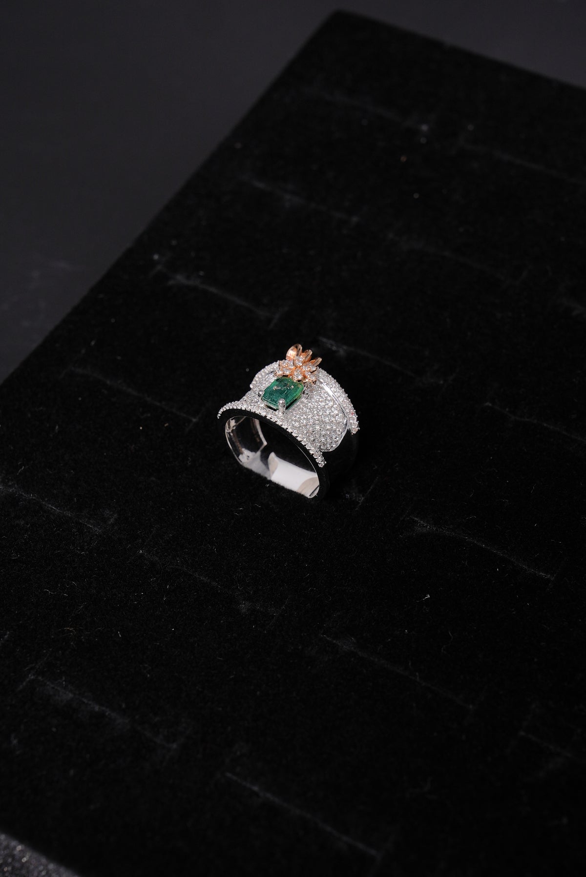 Opulent Emerald Accented Natural Diamond Ladies Ring - RLA2562