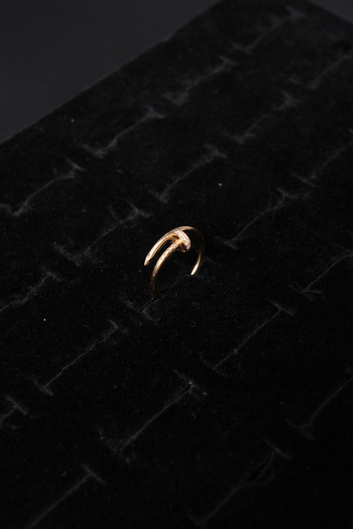 Chic Nail Motif Natural Diamond Ladies Ring - RLA2709