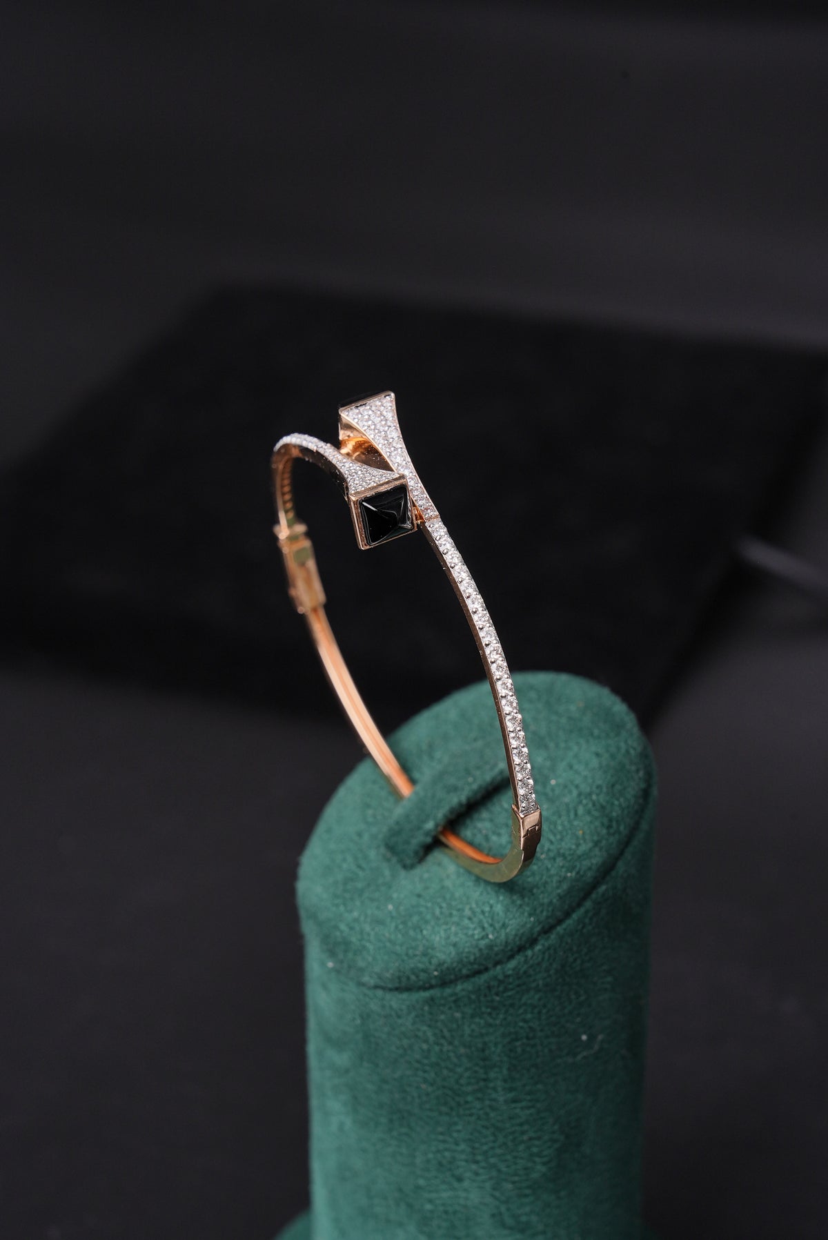Exquisite Sculpted Natural Diamond Half Bracelet - ZBH319