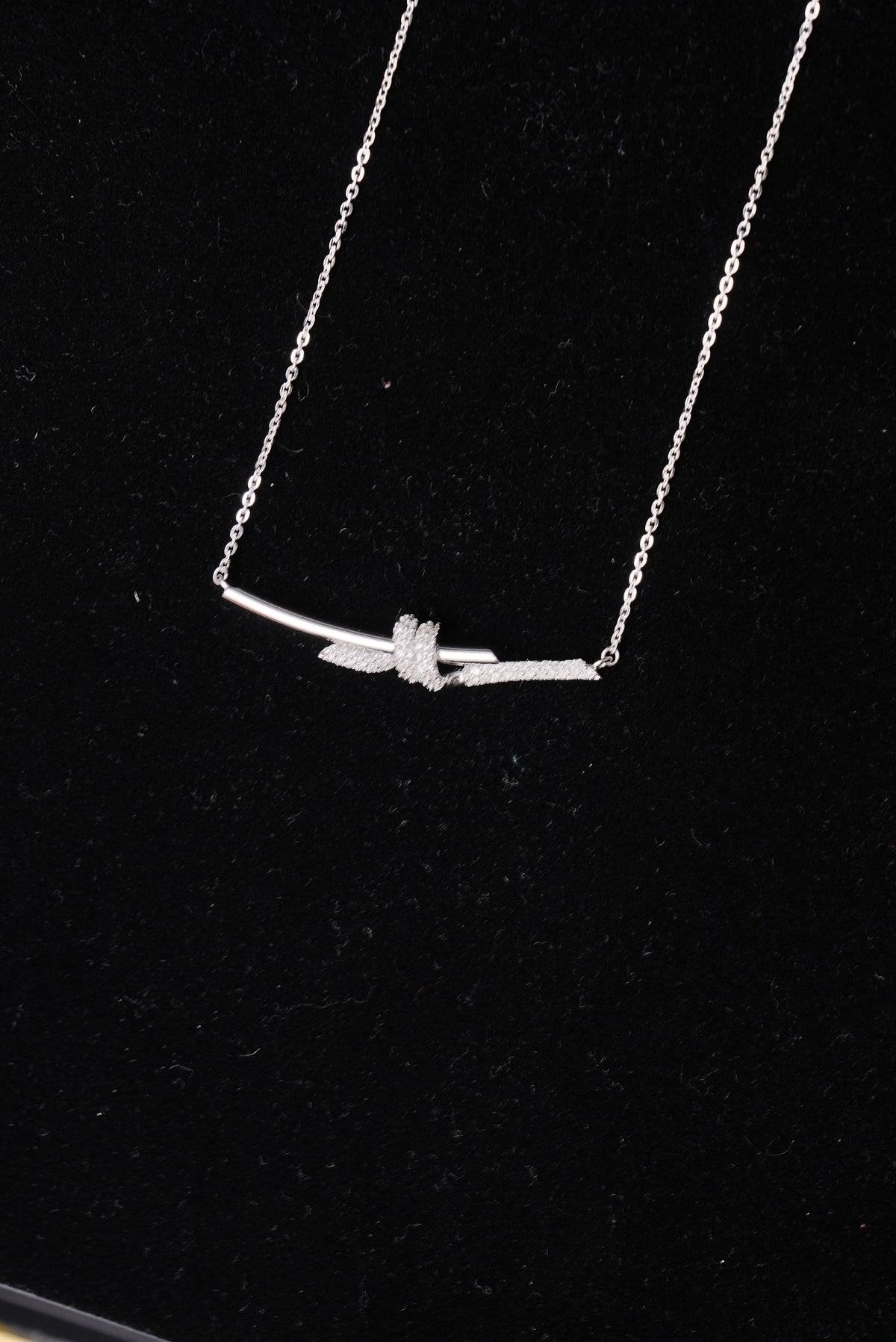 Radiant Knotted Natural Diamond Pendent Of Set - ZPS716